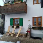 Weber's 아파트 *